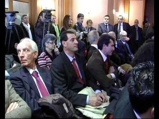 POLITICA.  Alleanza di Centro riscuote consensi