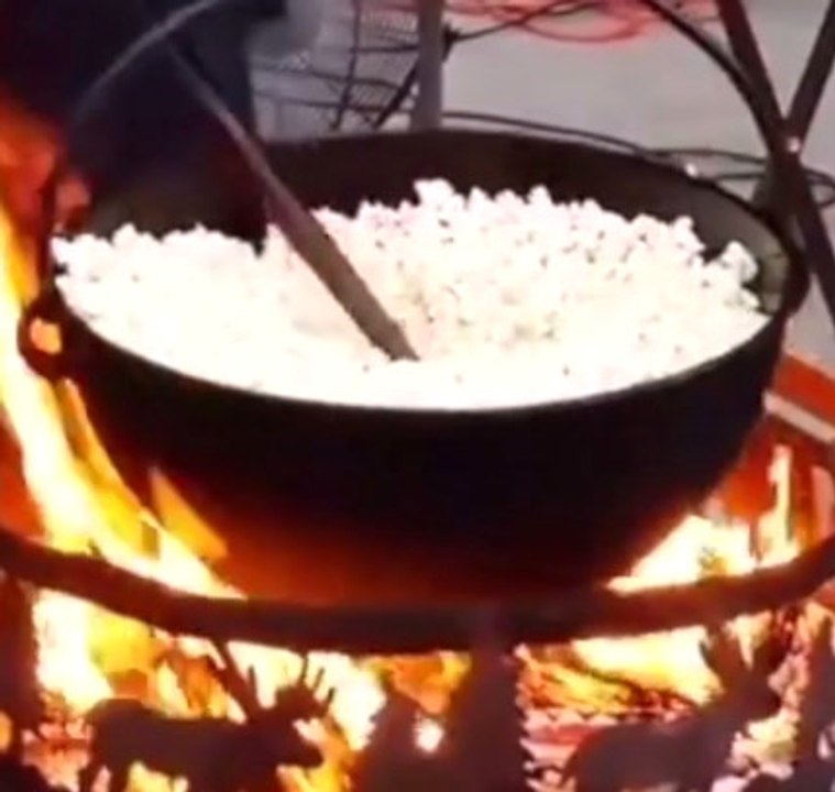 İzlerken Büyüleyen Nefis Patlamış Mısır Yapımı