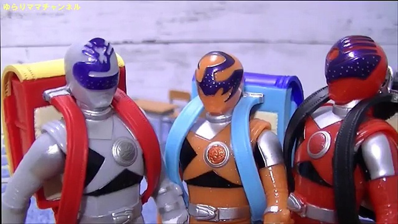 プリキュアアラモード ❤ キュアマカロン ホイップ たちが うんこ かん字ドリル 再現したよ 公園 うんこ ランドセル アニメ おもちゃ 幼児 Precure Toy