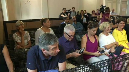 Aide aux migrants: Cédric Herrou condamné à 4 mois avec sursis