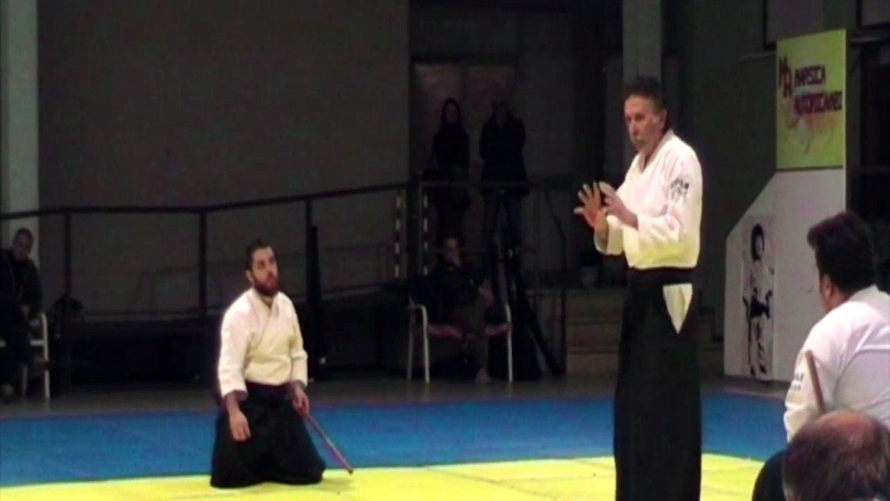 Aikido techniques (ita)- Jo dori no riai (Paolo Nicola Corallini Shihan)