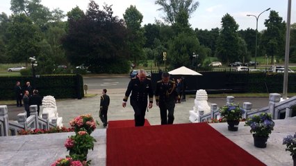 Les images du prince Laurent avec la délégation chinoise