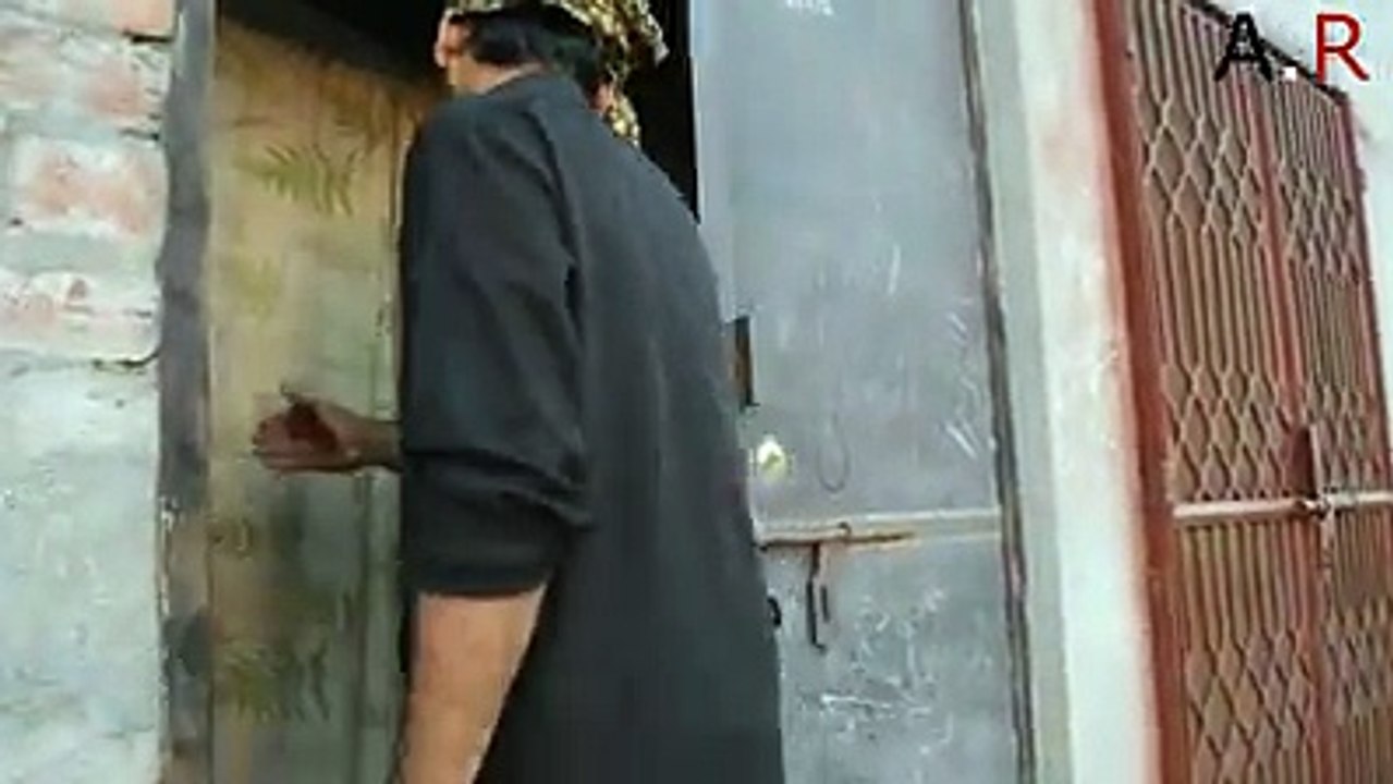 a thief stole a donkey and sale in Lahore in hotel