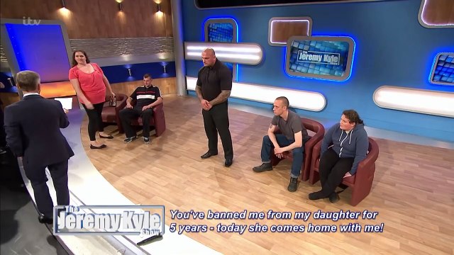 Womans Ex Accused of Having Poor Personal Hygiene | The Jeremy Kyle Show