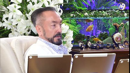 Adnan Oktar kedicikleri ne kadar sevdiğini açıkladı.