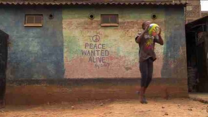 Kenia vota pacíficamente y espera con tensión los resultados electorales