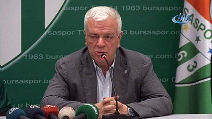 Bursaspor'da Agu resmen imzayı attı