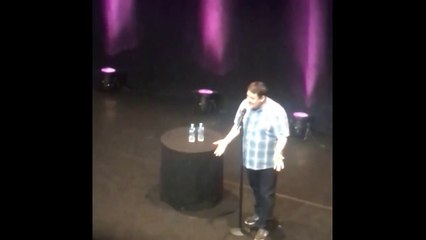 Peter Kay Surprises Fans at Jason Manford’s Lowry Gig 🎤