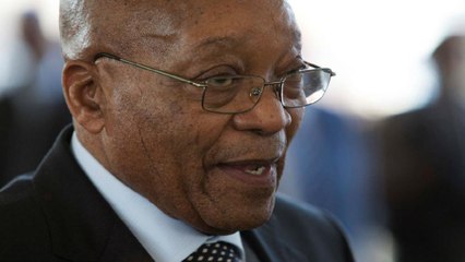 Zuma supera su séptima moción de censura