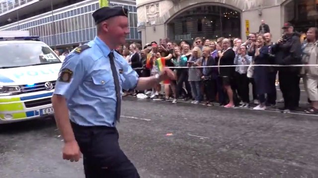 Policeman Dances To Despacito At Stockholm Pride