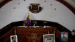 Las fuerzas chavistas impiden el paso al Parlamento a los diputados opositores