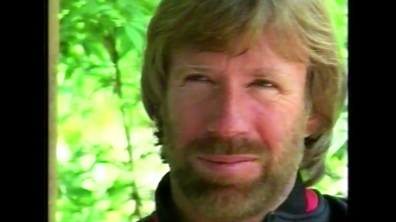 Chuck Norris entrenando con Jean Claude Van Damme