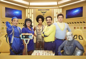 Planeta B_ Luan troca o óleo de Sebastiborg por óleo de amêndoas.