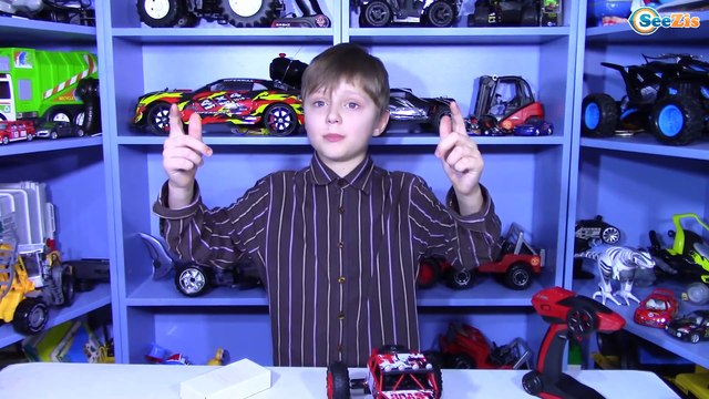 Машинки - Монстр Трак Распаковка новой игрушки на радио управлении. Видео для детей
