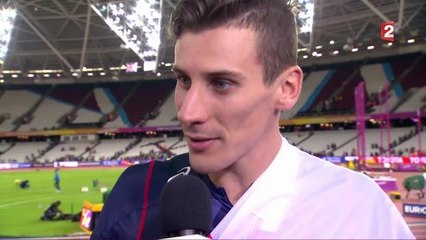 L'interview surréaliste de Pierre-Ambroise Bosse