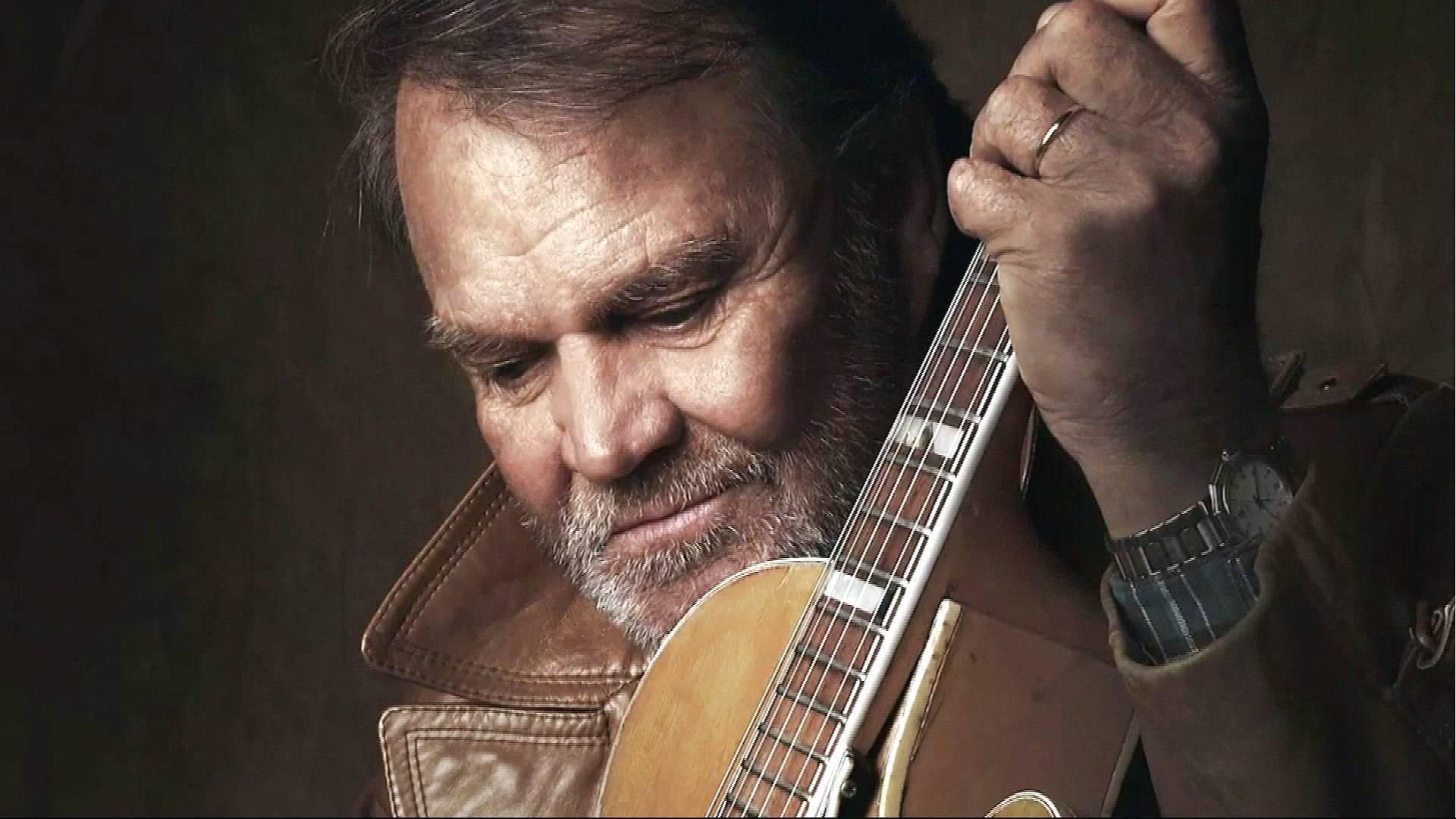 ⁣US country singer Glen Campbell dies