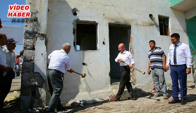 (9 Ağustos 2017) YENİ KOCASİNAN İÇİN YUNUS EMRE'DE GÜLE OYNAYA YIKIM TÖRENİ