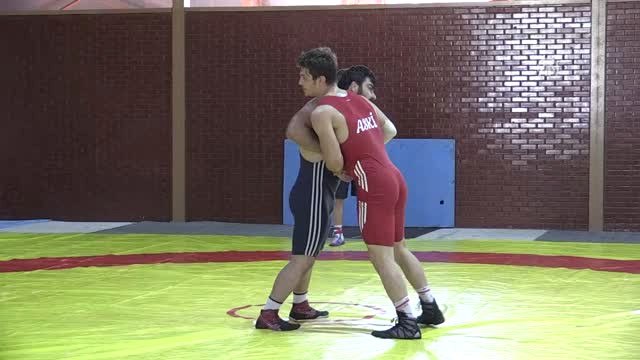 Dünya Güreş Şampiyonası'na Doğru