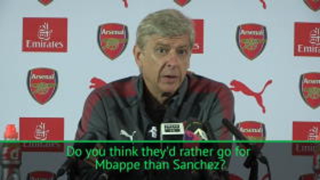 Arsenal have had no contact from PSG over Sanchez - Wenger
