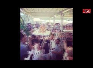 Pasi theu rekordin per transferten me te shtrenjte, shikoni sesi feston neper klube Neymar (360video)