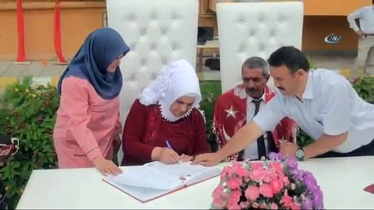 Huzurevinden Dünya Evine