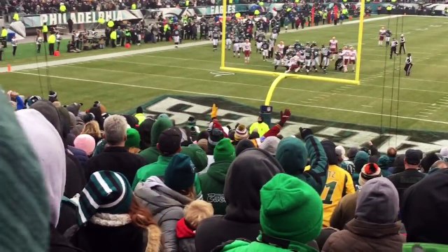 Deshazor Everett Cheap Shot On Darren Sproles.