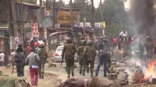 Protestas en Kenia contra el posible triunfo de Kenyatta