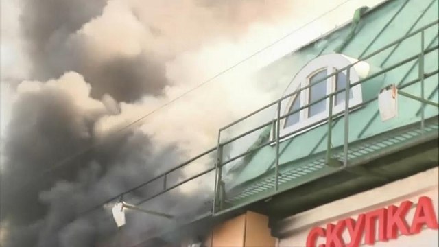 Μόσχα: 50 πυροσβέστες στη μάχη με τη φωτιά