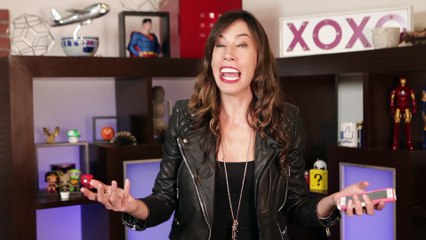 Why Are Women in India Sharing Selfies After Midnight?