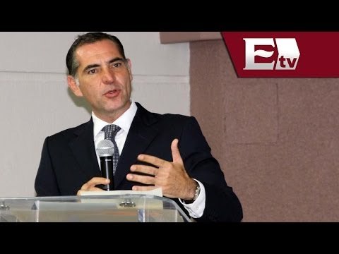 Oaxaca aumenta seguridad para gobernador Gabino Cué por amenazas de muerte/ Pascal