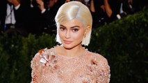 Kylie Jenner's Cosmetics Line Is On Its Way to Be Billion-Dollar Brand | THR News