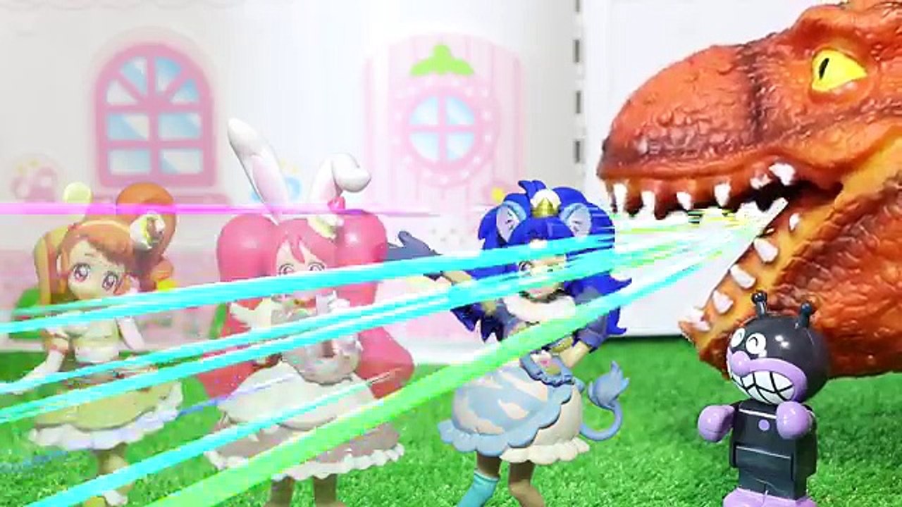 プリキュアアラモード おもちゃ 衣装の色が盗まれた！キャンディロッドのキラキラ魔法で変身★アンパンマン バイキンマンが恐竜でケーキに攻撃★人形コスチュームぬりえ たまごMammy
