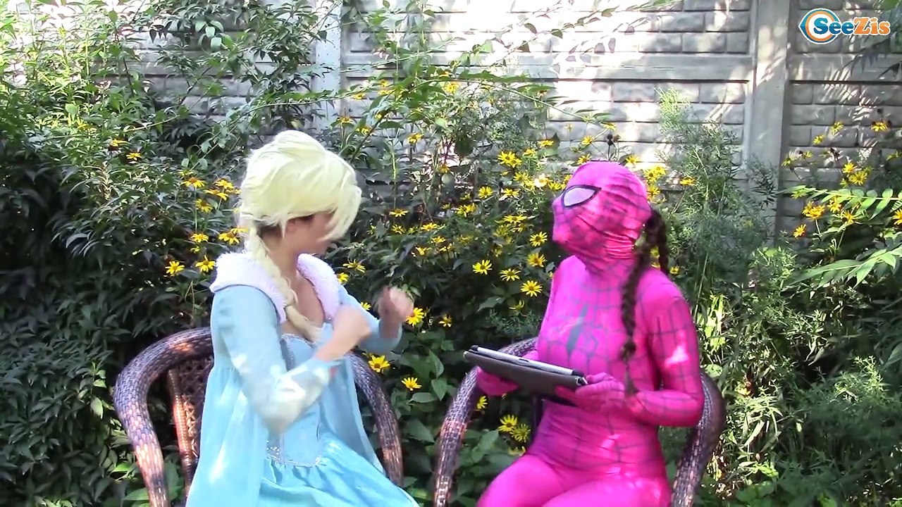 Spiderman wears DRESS? w/ Frozen Elsa Beard's P...