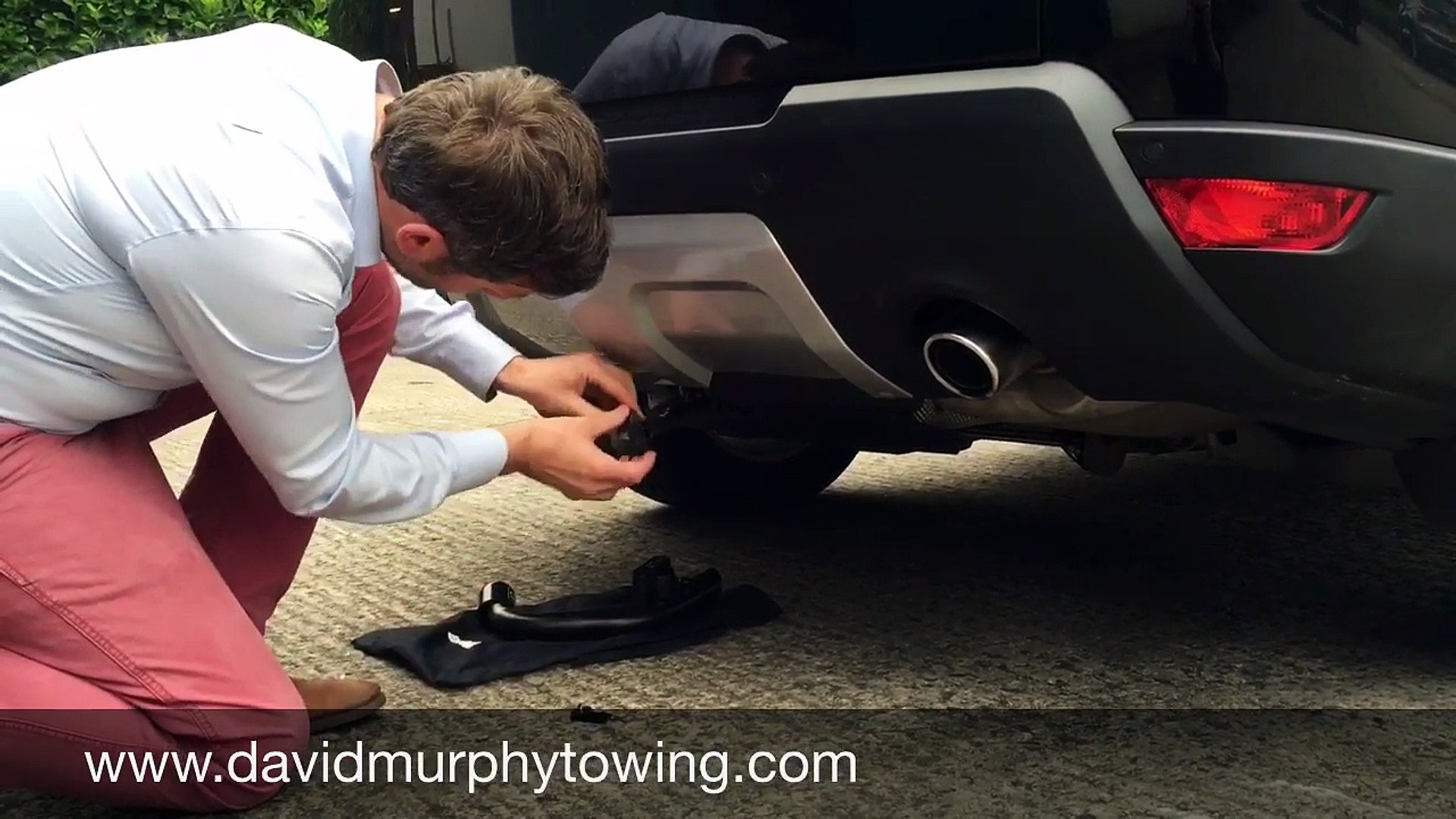 ⁣Range Rover Sport (L494) 2013 Detachable Swan Neck Towbar Brink 5768