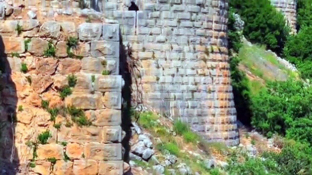 Fortress for Giants in Syria, the Nimrod Fortress (with polygonal stone work)