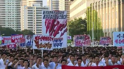 Les images impressionnantes d'un rassemblement en soutien à Kim Jong Un
