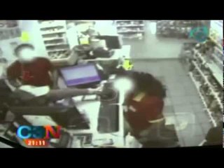 Autoridades dan a conocer video de un asalto a tienda de conveniencia en el DF (VIDEO)