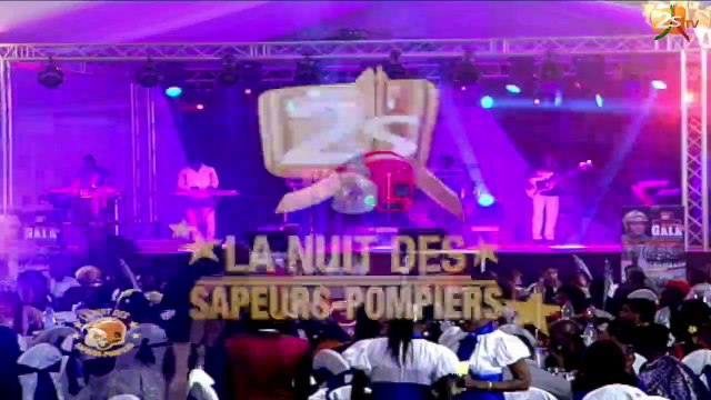 OMAR PÉNE EN LIVE AU KING FAHD - NUIT DES SAPEURS POMPIERS