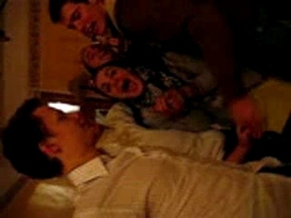 barbara prise ds le piege mode tecktonik