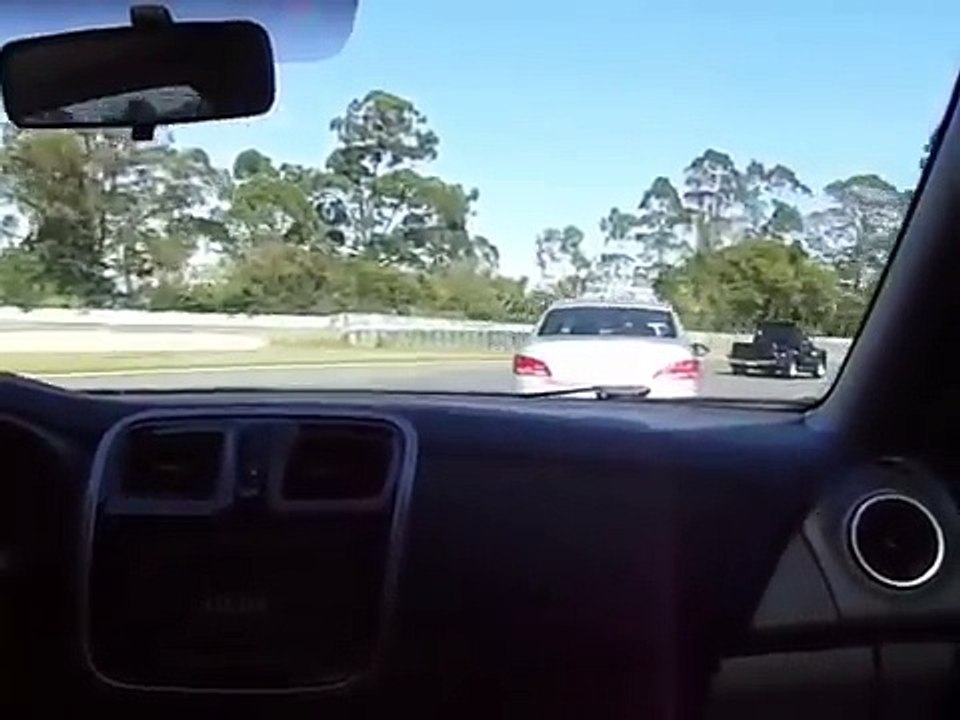 Benga é Benga: Renault Sandero R.S. vs VW Golf TSI vs Peugeot 408 THP vs Fiat Punto T Jet