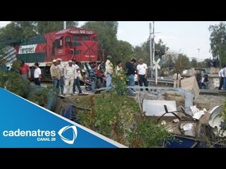 Скачать видео: Frustran robo al tren que transportaba aparatos electrónicos en Querétaro