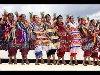 Inicia la fiesta de la Guelaguetza en Oaxaca