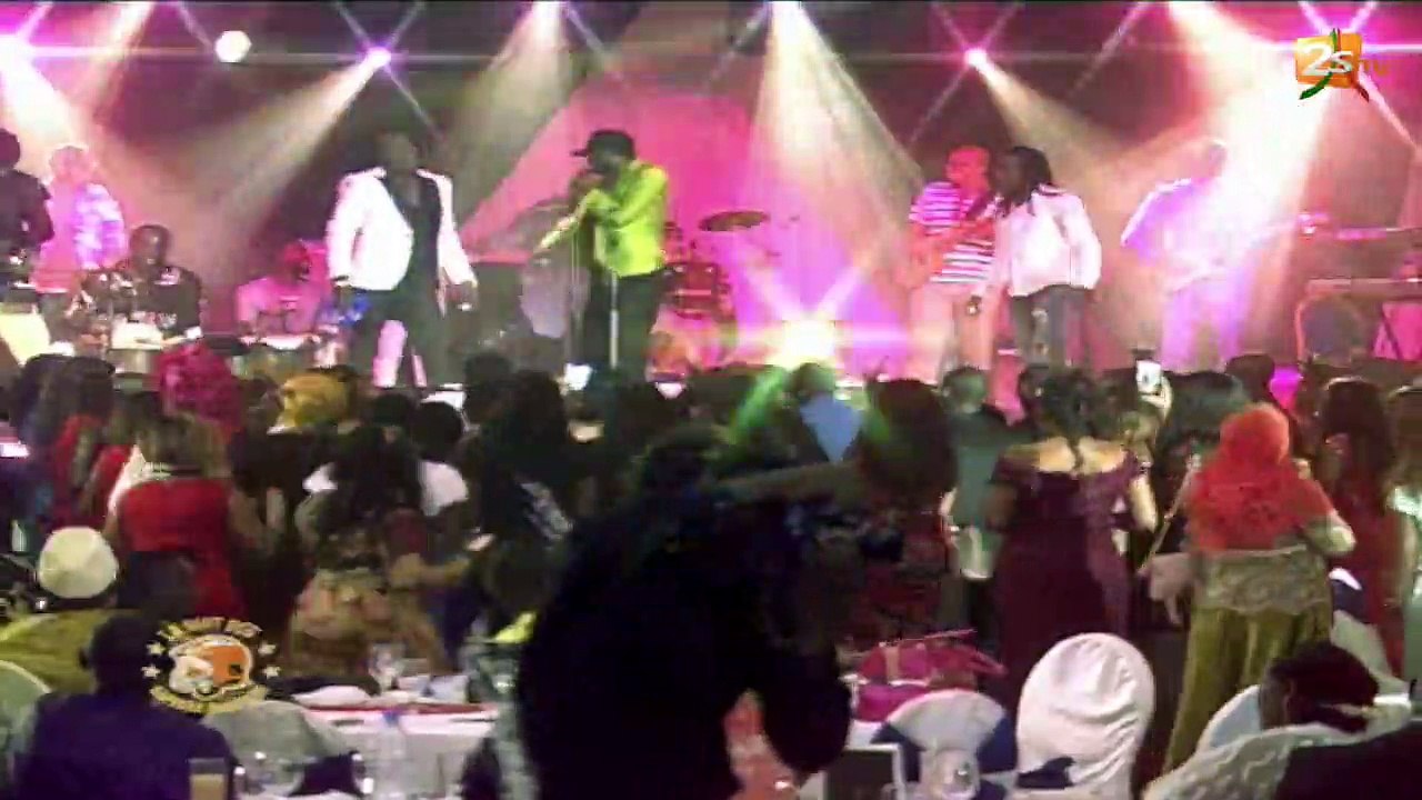 LE SABAR DE WALLY SECK AU KING FAHD