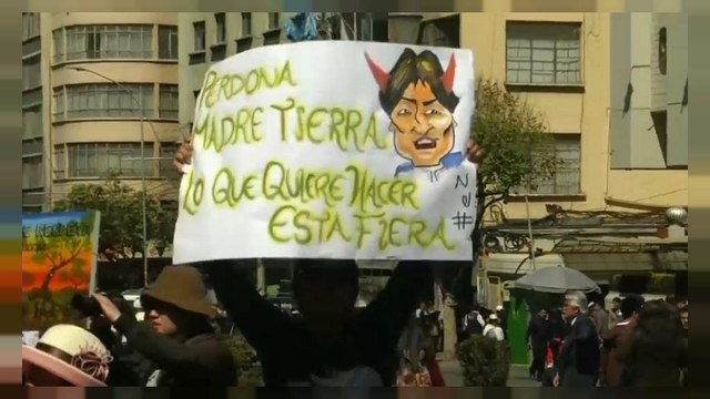 Indígenas contra Morales por una carretera en su reserva