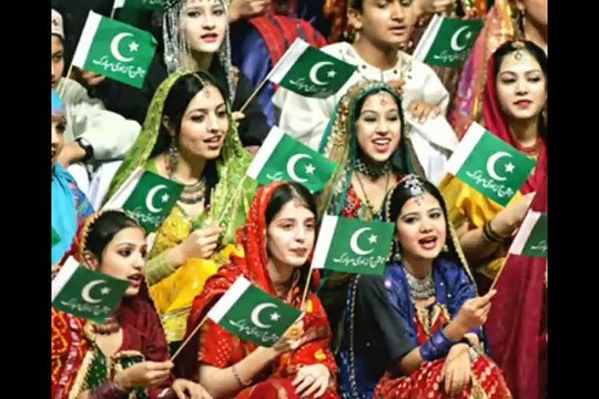 Is parcham k Saey talay Hum Eik hain..Pakistani .Mili Naghma - Song 2017