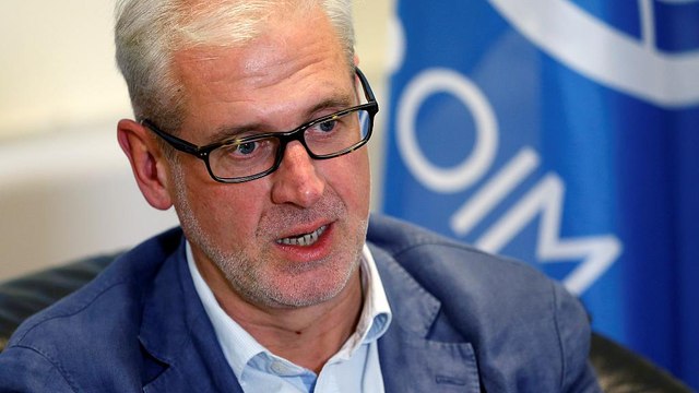 Traficantes obrigam centenas de migrantes a lançarem-se ao ao mar