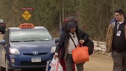 INMIGRANTES QUE YA NO CONFIAN EN ESTADOS UNIDOS INGRESAN A CANADA A PIE