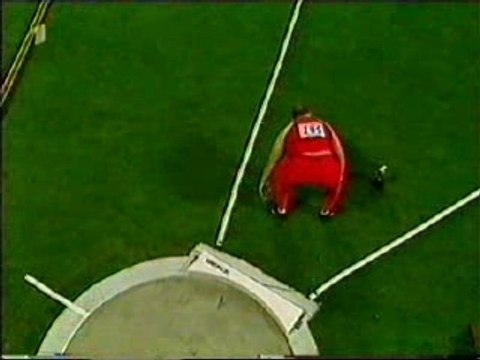 Athlé lancer poids Martinez