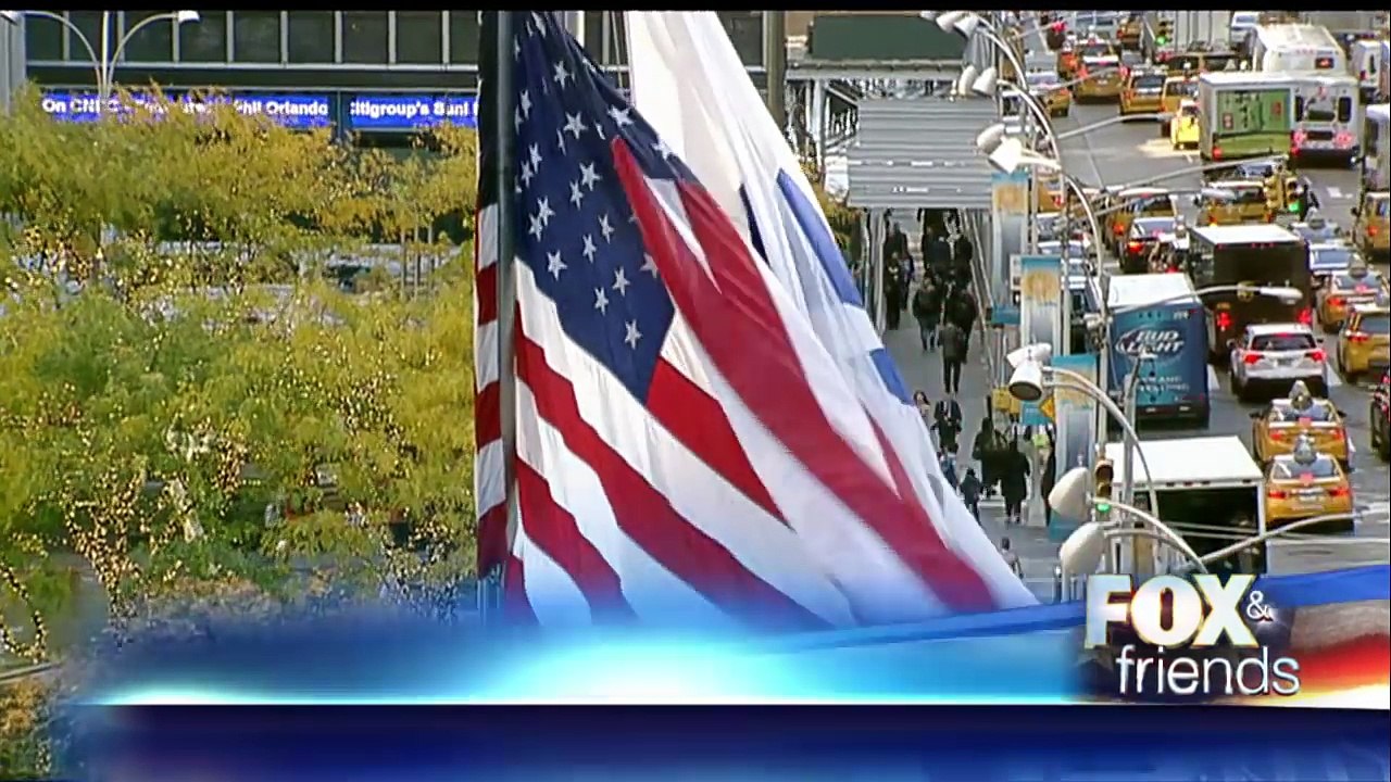 Lee Greenwood performs God Bless the USA on Veterans Day.