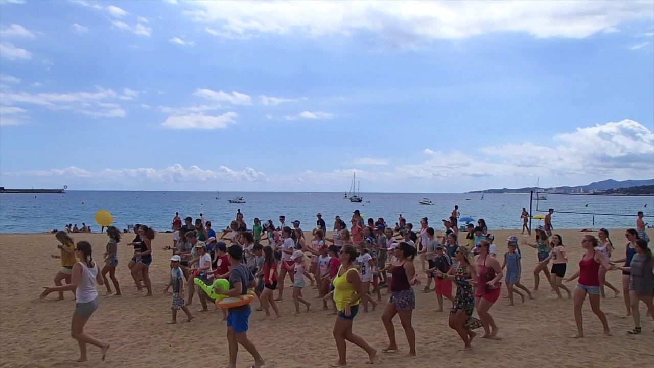 Bailar a la playa - Palamos